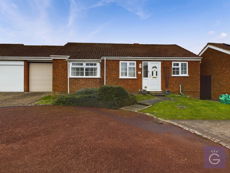 Mace Close, Earley, Reading