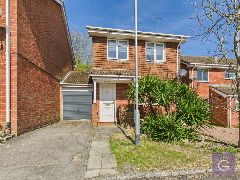 Felthorpe Close, Lower Earley, Reading