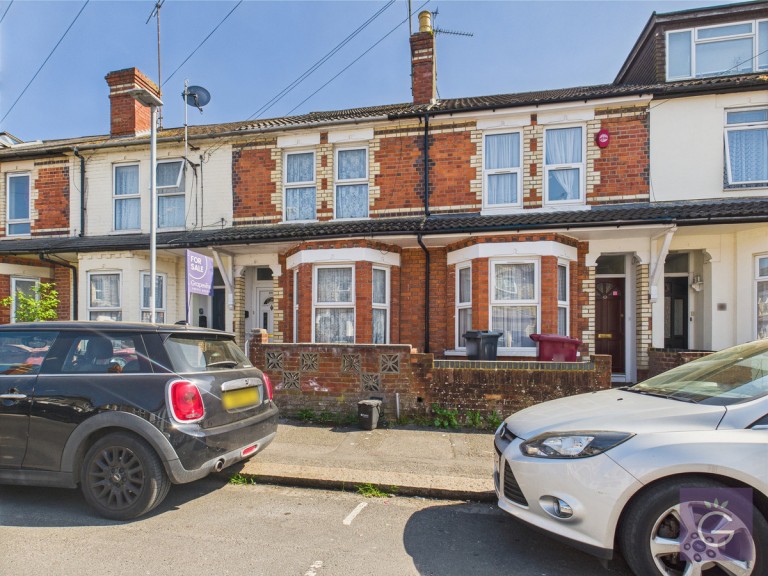 Grange Avenue, , RG6