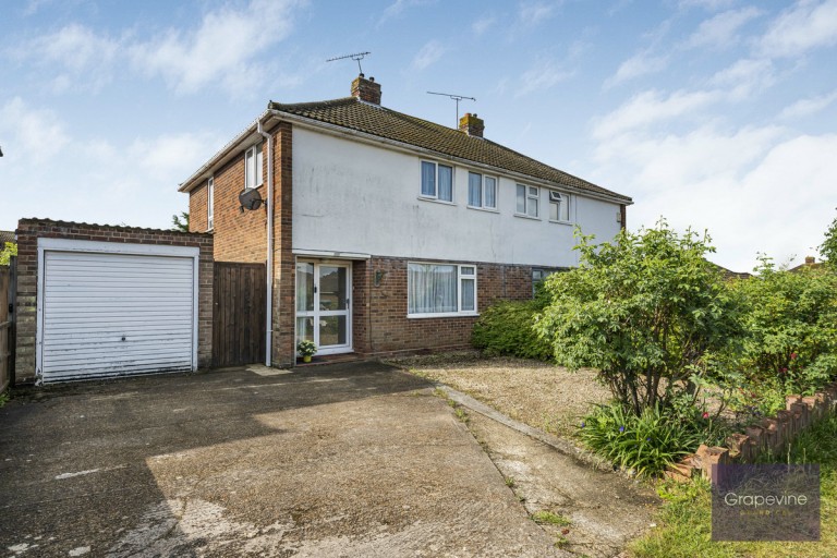 Westview Drive, Twyford, RG10