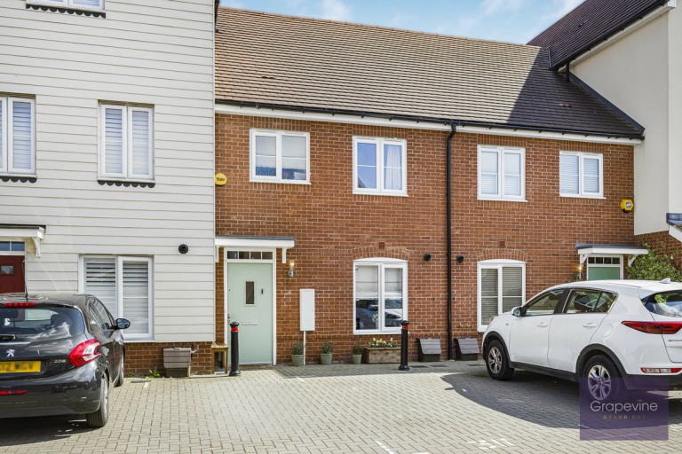 The Beeches, Woodley, RG5