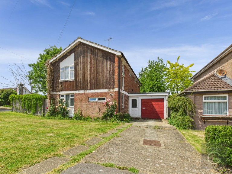 Meadow Road, Wokingham, RG41