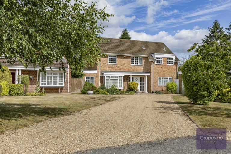 Denmark Avenue, Woodley, RG5